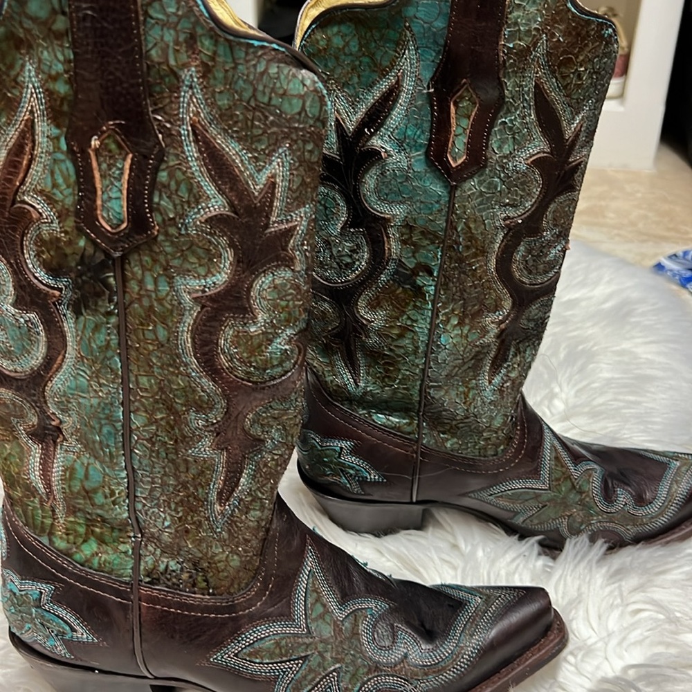 Corral EUC Women’s Western boots purchased in Nashville - size 7.5 M - Picture 4 of 11